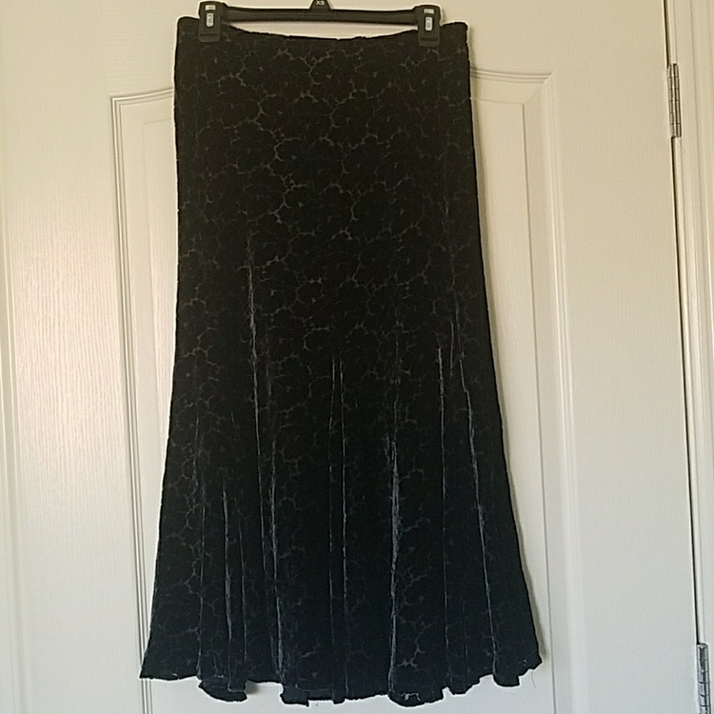 DKNY velvet skirt
